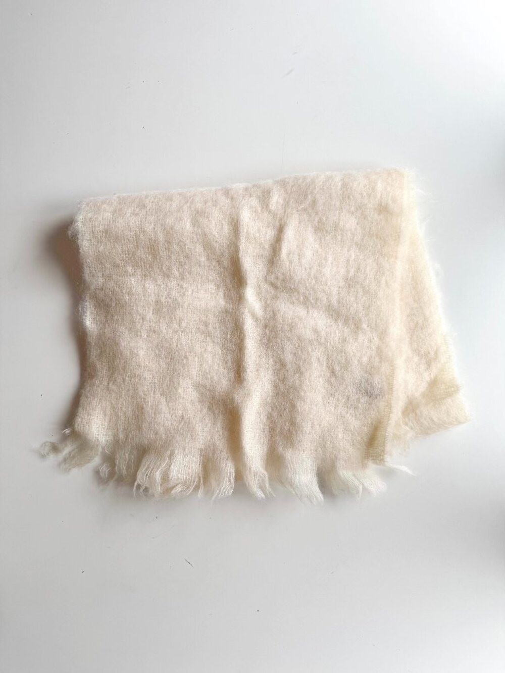 Vintage GLENTANA Made in Scotland ivory Mohair Wool Fringed Rectangle Scarf